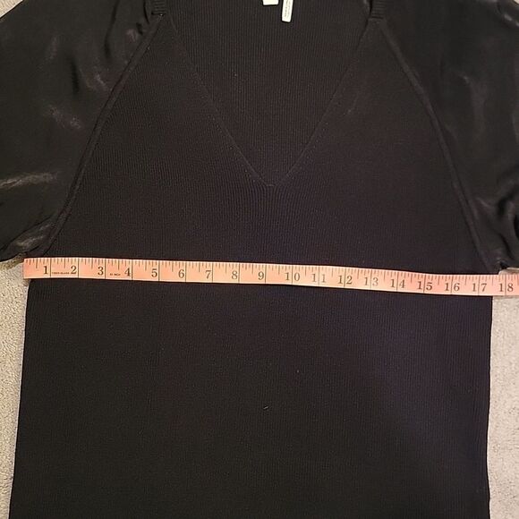 DKNY Black Sweater Silky Sleeves Sz XL - Picture 5 of 10